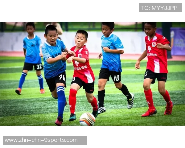 足球锁图解视频详解助你轻松掌握足球战术与技巧的完美指南